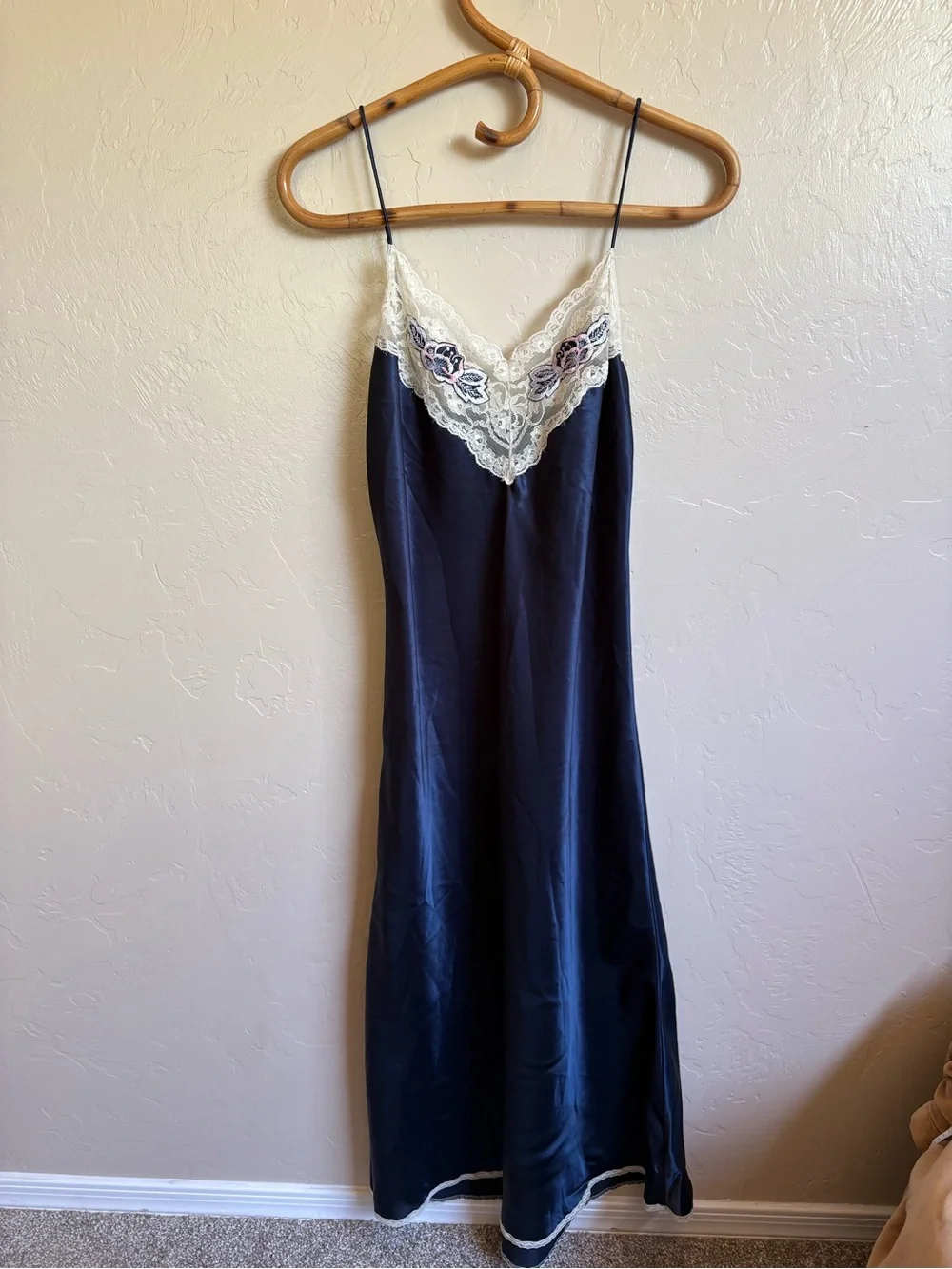 Vintage Satin & Lace Slip Night Gown / Matching Robe Navy Blue Size Medium - Picture 4 of 8